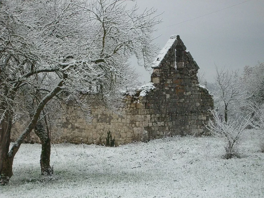 Le chapiteau de l'église Margasteau